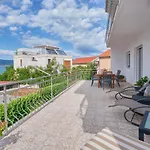 Sime Apartament *