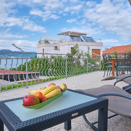 Apartament Sime