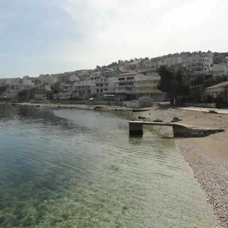 Apartament Sime *